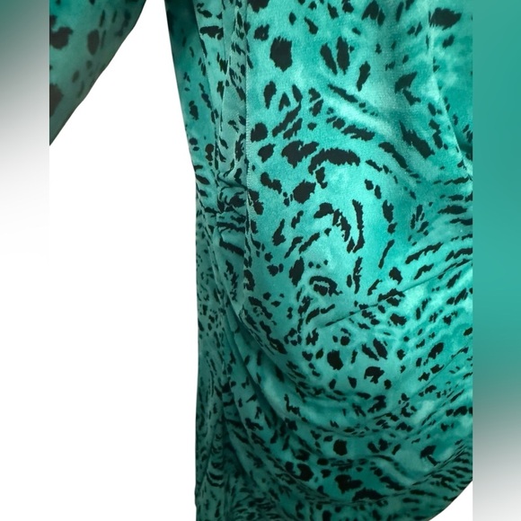 Chaus stretchy cowl neck with rutching on sides Women’s size XL - Picture 5 of 9
